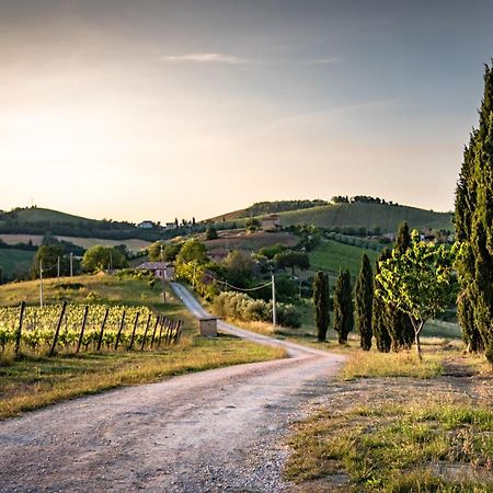 Recchi Franceschini Bike Hotel Last - Minute - Availability Montalto delle Marche Exterior photo