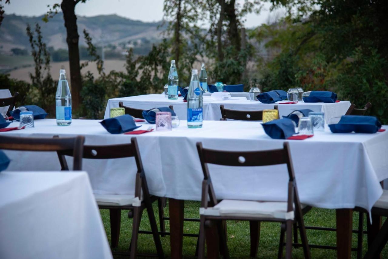 Recchi Franceschini Bike Hotel Last - Minute - Availability Montalto delle Marche Exterior photo